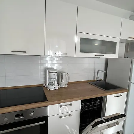 Apartment Perfectly Located Cherry Stone House *